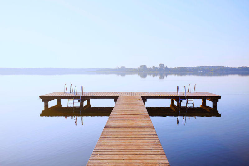 Still water at the jetty